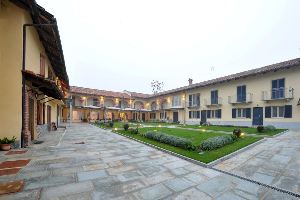 Agriturismo Cascina Varie Castagnito Exterior foto