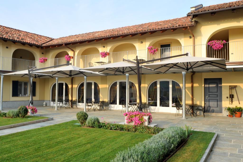Agriturismo Cascina Varie Castagnito Exterior foto